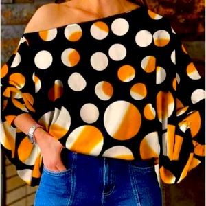 Chic and trendy blouse